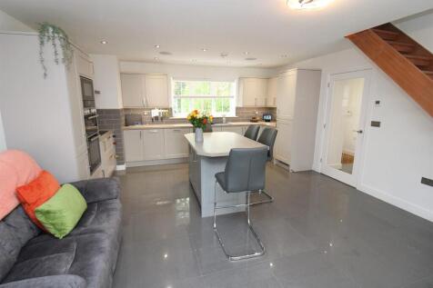 Kitchen Area.JPG