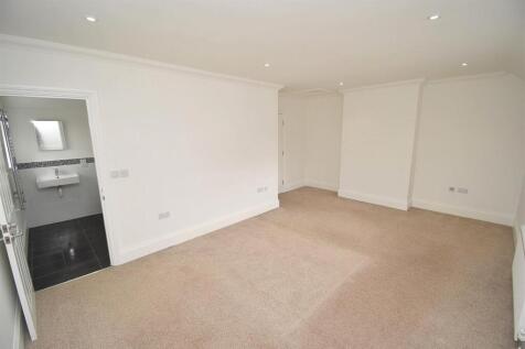 Bedroom One-001.JPG