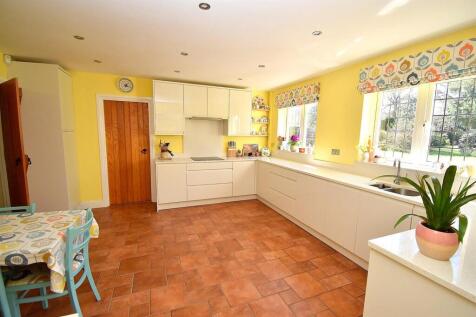 KITCHEN REVERSE.JPG
