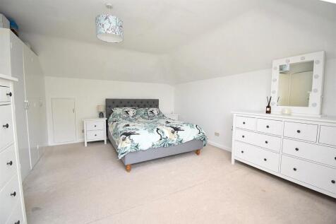 BEDROOM ONE 1.JPG