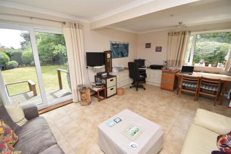 Bedroom-Reception.JPG