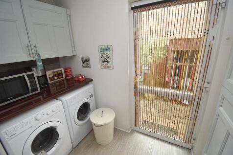 Utility Room.JPG