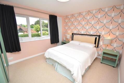 BEDROOM TWO.JPG