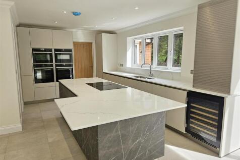 Kitchen2-001.jpg