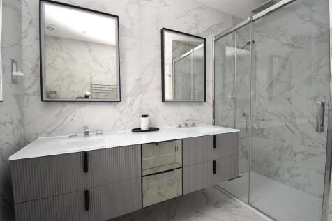 ENSUITE PT 2.JPG