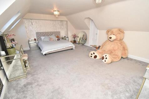 Bed 1.JPG