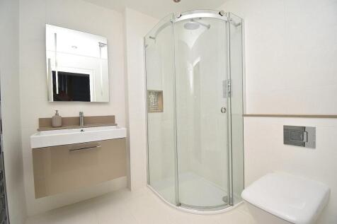 Shower Room.JPG