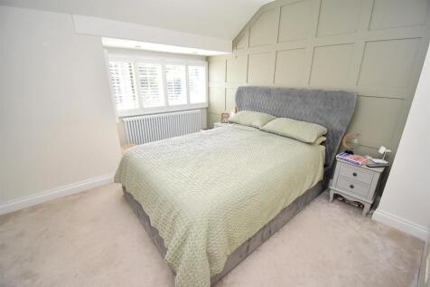 BEDROOM ONE.JPG