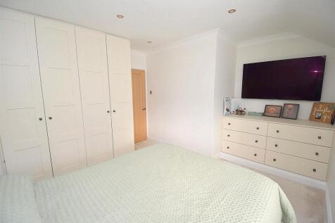 BEDROOM ONE (2).JPG