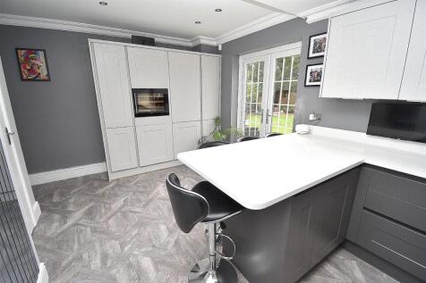 KITCHEN 8.JPG