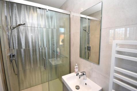 ENSUITE BEDROOM TWO.JPG