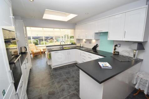 Kitchen Area.JPG