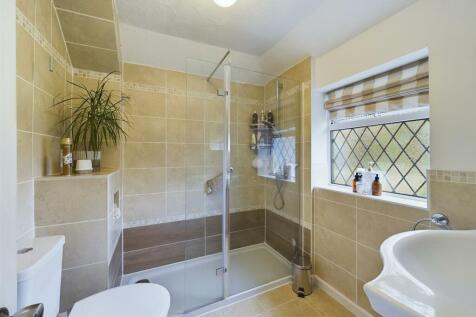 Shower-Room