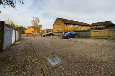 CAM02202G0-PR0416-STILL013.jpg