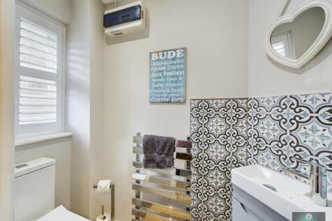 Downstairs Cloakroom