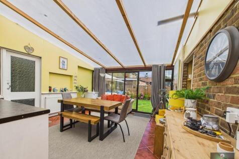Dining Room/Utility