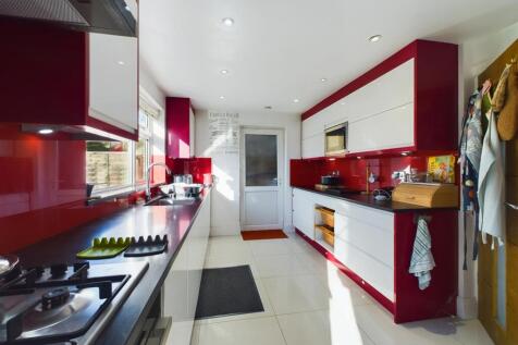 Refitted Kitchen/Breakfast Room