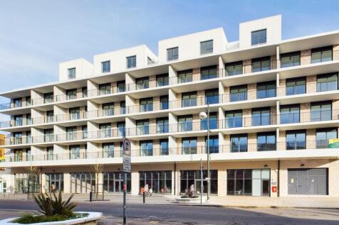 Giraffe front two.jpg