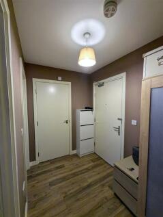 Hallway 1.jpg
