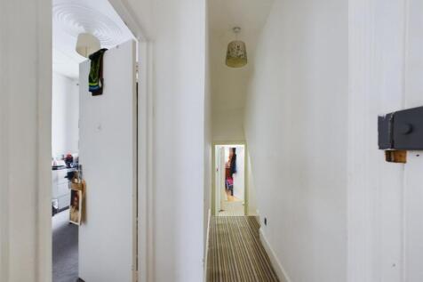 CAM01358G0-PR0129-STILL005.jpg