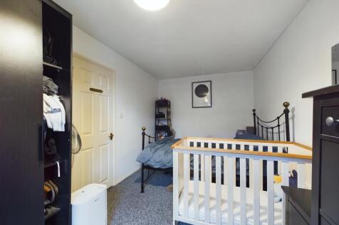 CAM01358G0-PR0125-STILL005.jpg