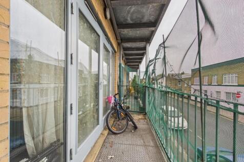 CAM01358G0-PR0180-STILL013.jpg