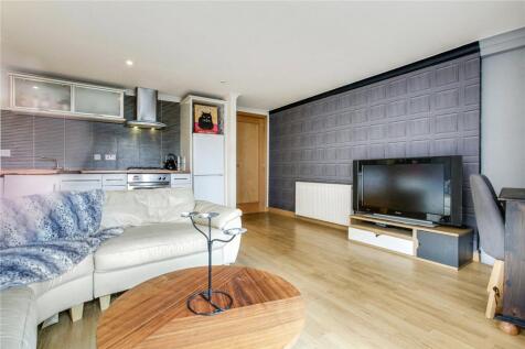 Lounge/Kitchen