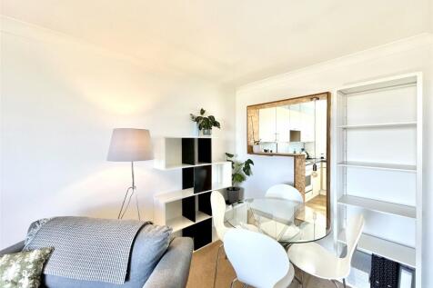 Lounge/Diner