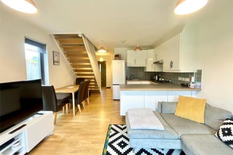 Lounge/Kitchen