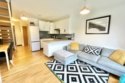 Lounge/Kitchen