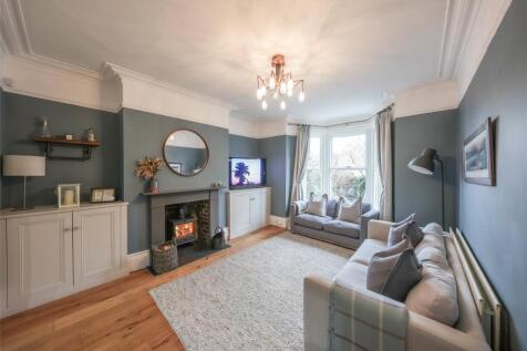 Formal Lounge