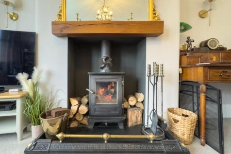 Lounge Fireplace