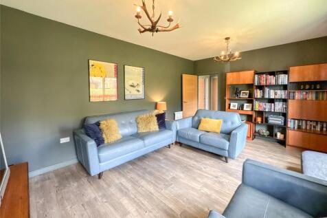 Formal Lounge