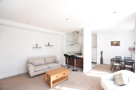 Living Room/Kitchen