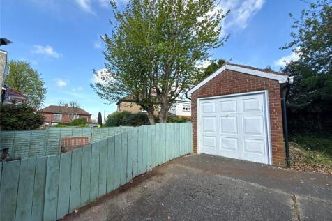 Detached Garage