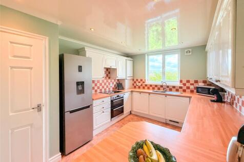 Breakfasting Kitchen