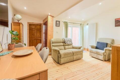 Family Room/Diner