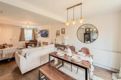 Lounge/Diner