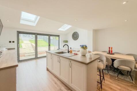 Kitchen/Diner/Family