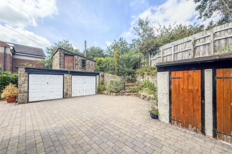 Driveway &amp; Garages