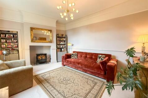 Formal Lounge