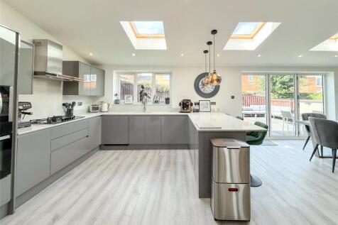Kitchen/Diner/Family