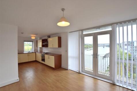 Living Room/Kitchen