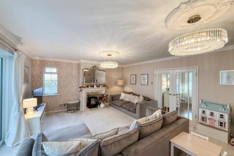 Reception/Bedroom