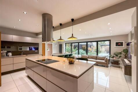 Kitchen/Diner/Family