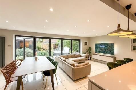 Kitchen/Diner/Family