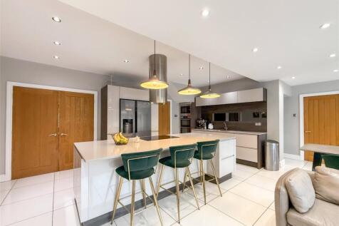 Kitchen/Diner/Family