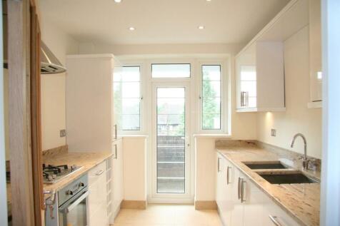 32 Chessington Court 0_ (3).JPG