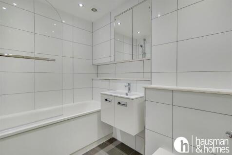 9_Bathroom_7.jpg