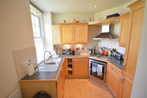 Kitchen.JPG